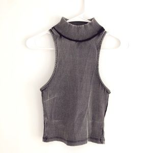 Ribbed Turtleneck Crop Top